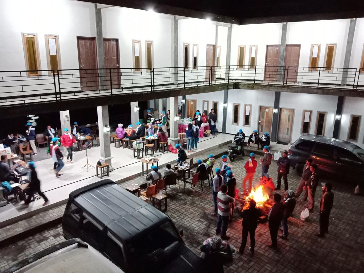 Bromo Backpacker Tosari Apartment Pasuruan Ngoại thất bức ảnh